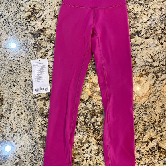 2 pair Lululemon Wunder Train size 0/25 inch inseam - Picture 2 of 8